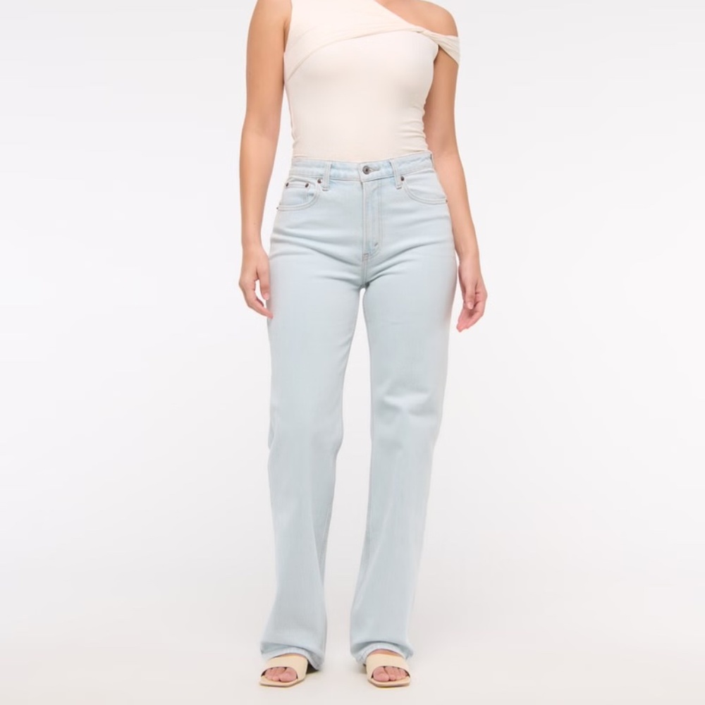 Abercrombie Curve Love 90s relaxed jeans light size 26
